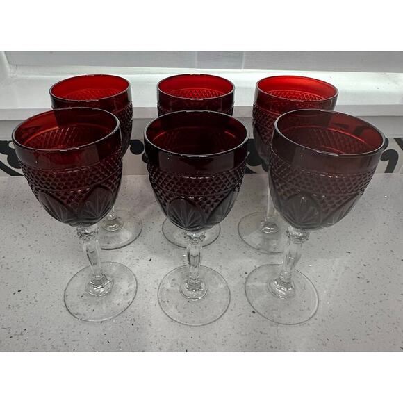 Cristal D'Arques Durand Antique Ruby Red Wine/Water Glass
Goblets 8" ~Set of 6 - Picture 4 of 5